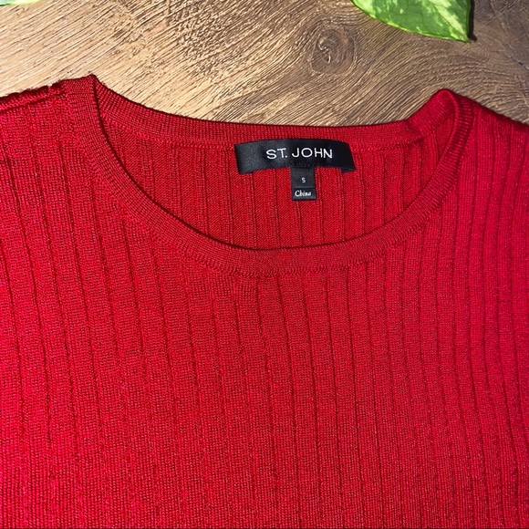 St. John Ribbed Sweater 3/4 sleeve - Picture 2 of 7